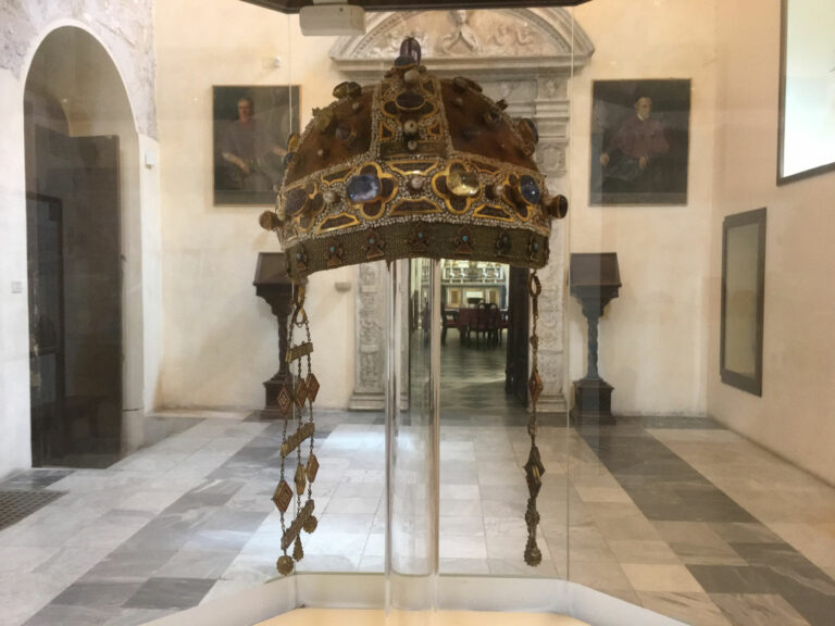 Corona de Constanza catedral Palermo